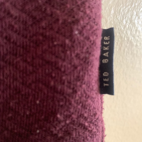 USED: TED BAKER SWEATER - Picture 4 of 4